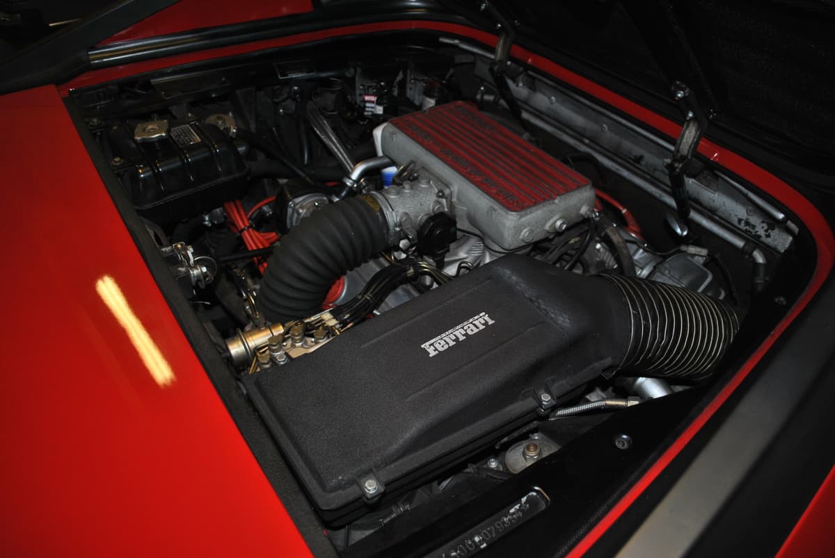 Ferrari-Mondial-3.2-8
